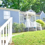 Convenient Atlanta Home